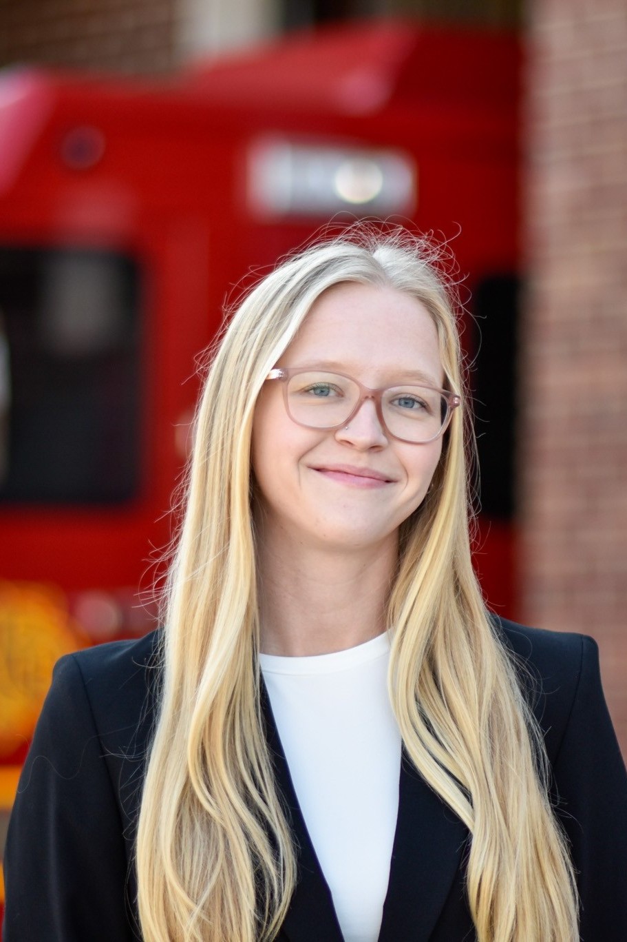 Sarah Headshot - Feb 2026 - Copy.jpg